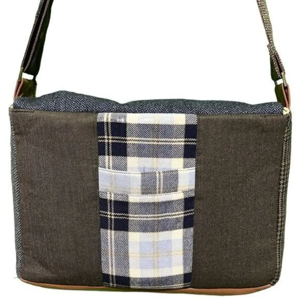Finnigan‎ Sew Much Style Messenger Crossbody Bag Gray Blue Brown One Size